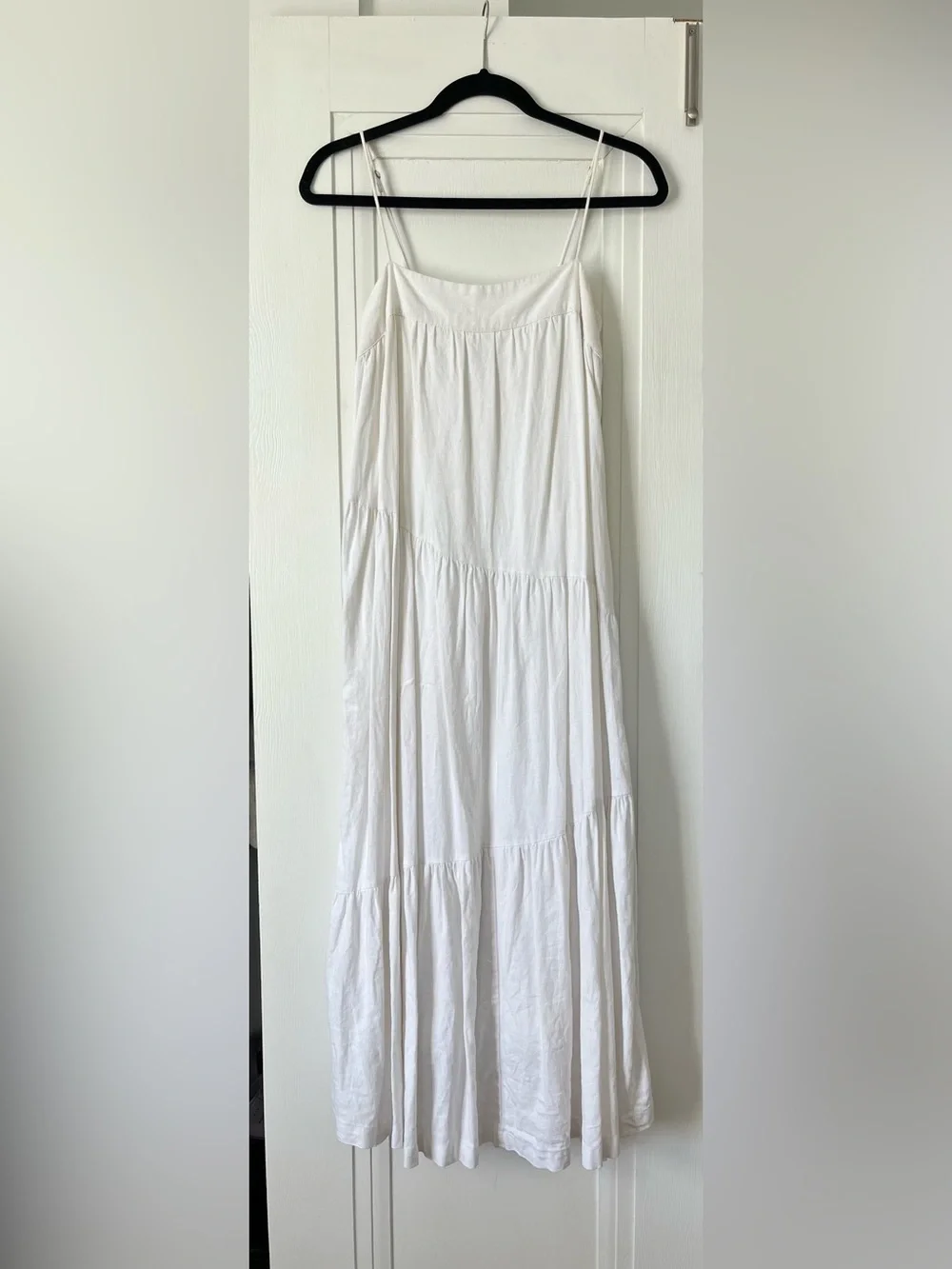 Abercrombie & Fitch White Tiered Spaghetti-Strap Maxi Dress